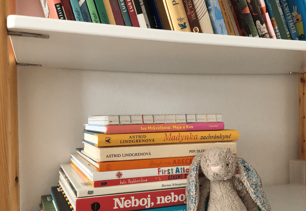 Sbírka dětských knih do nemocnic.